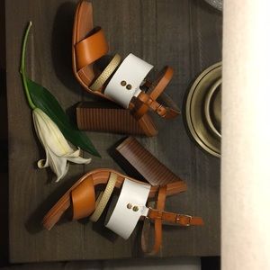 Groove Women’s Shoes